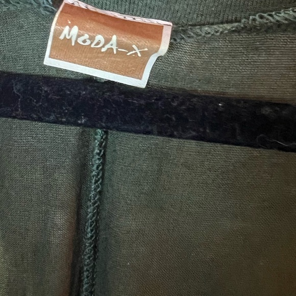 Moda Women’s Army Green Swing Top 2/3X - Picture 2 of 4